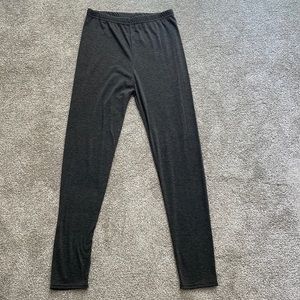 BNWT PrettyLittleThing Petite Leggings